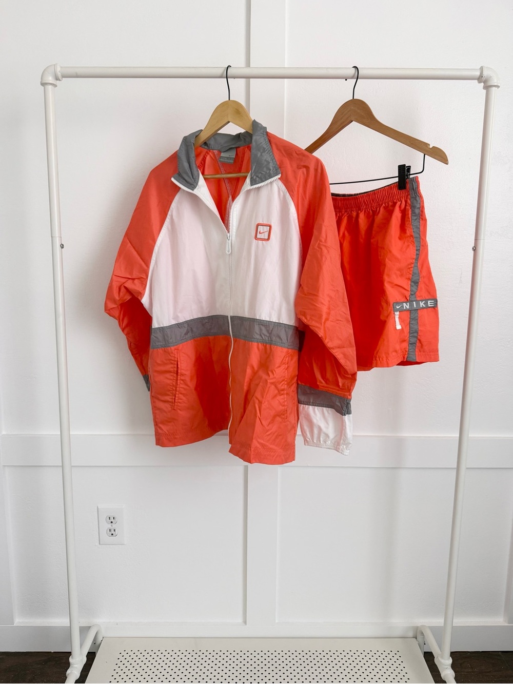 Nike Vintage Orange & White Windbreaker & Shorts Set